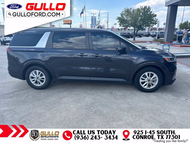 Used 2022 Kia Carnival LX FWD image 3