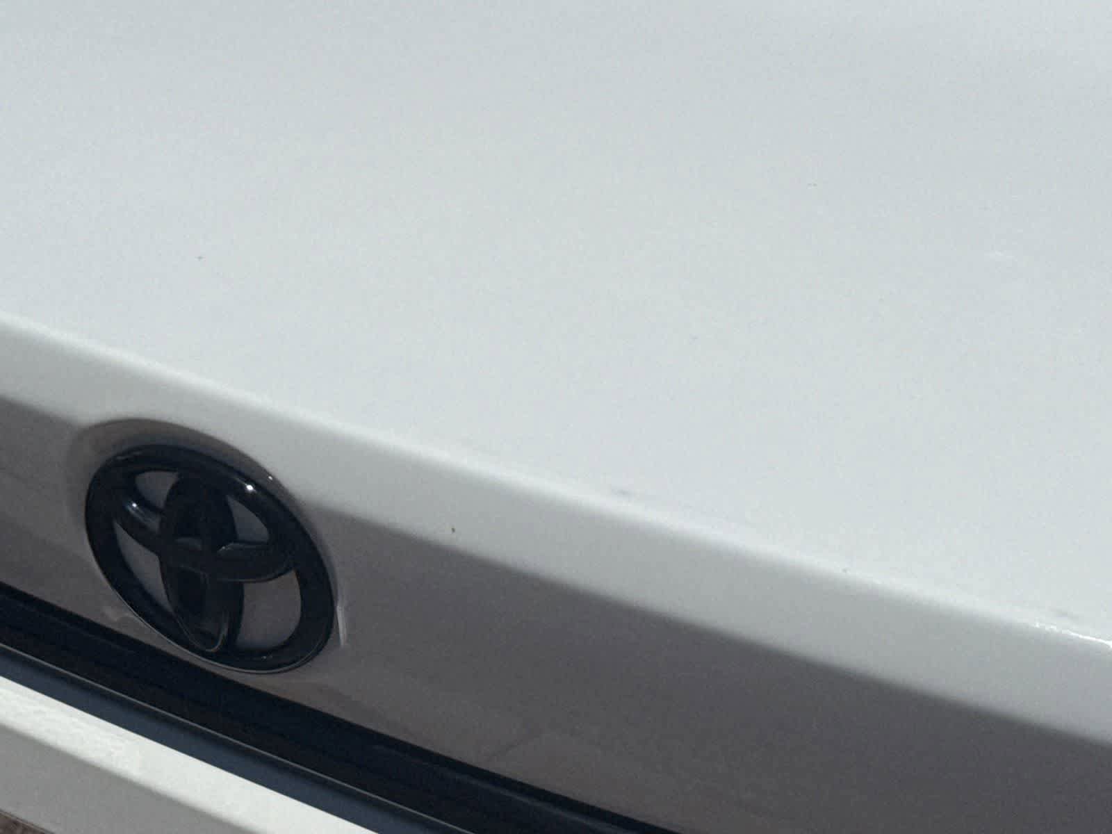 Used 2025 Toyota Corolla LE FWD image 10