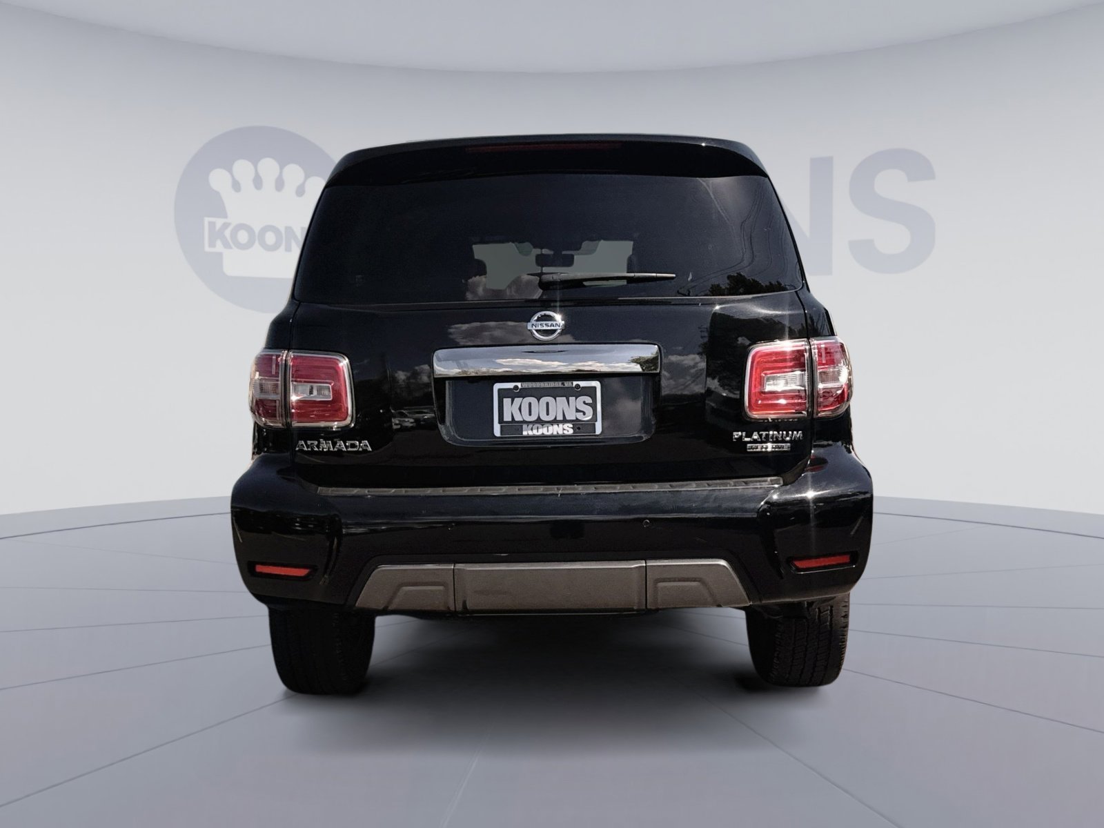 Used 2019 Nissan Armada Platinum w/ Captain's Chairs Package image 5