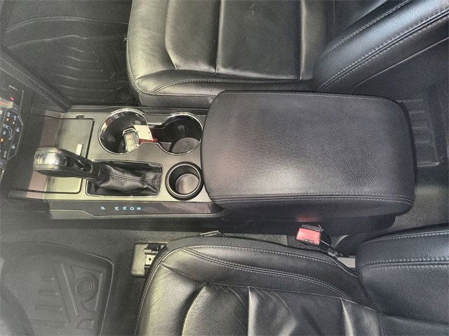 Used 2017 Ford Explorer XLT w/ Equipment Group 202A image 21