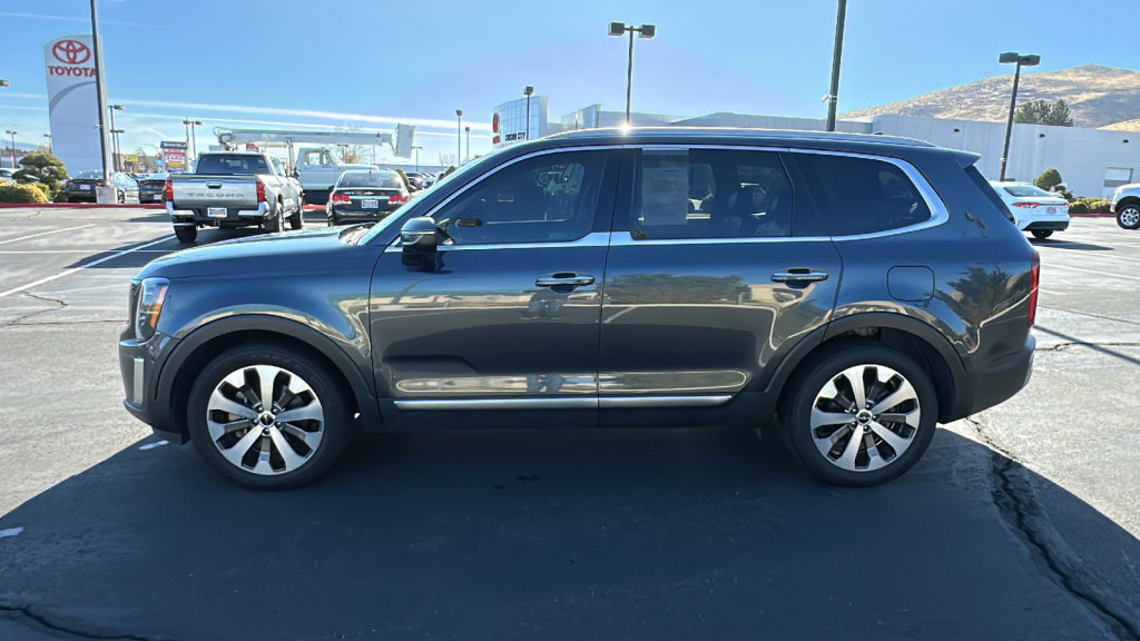 Used 2022 Kia Telluride S image 6
