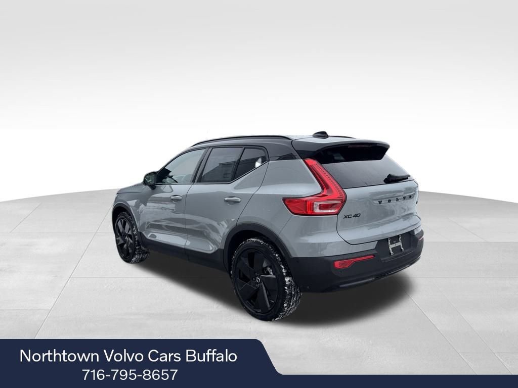 New 2026 Volvo XC40 B5 Ultra w/ Climate Package AWD/4WD image 3