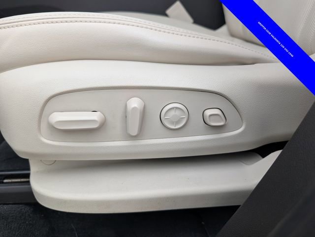 Used 2023 Buick Enclave Premium w/ Experience Buick Package image 16