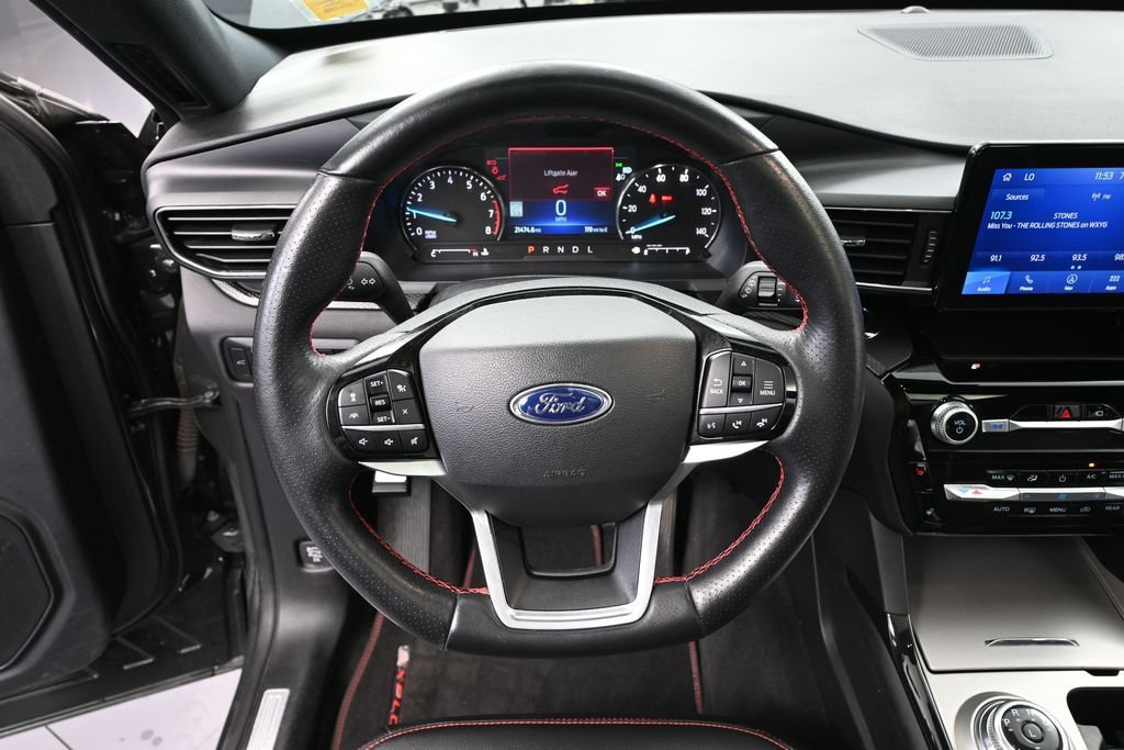 Used 2023 Ford Explorer ST-Line AWD/4WD image 28