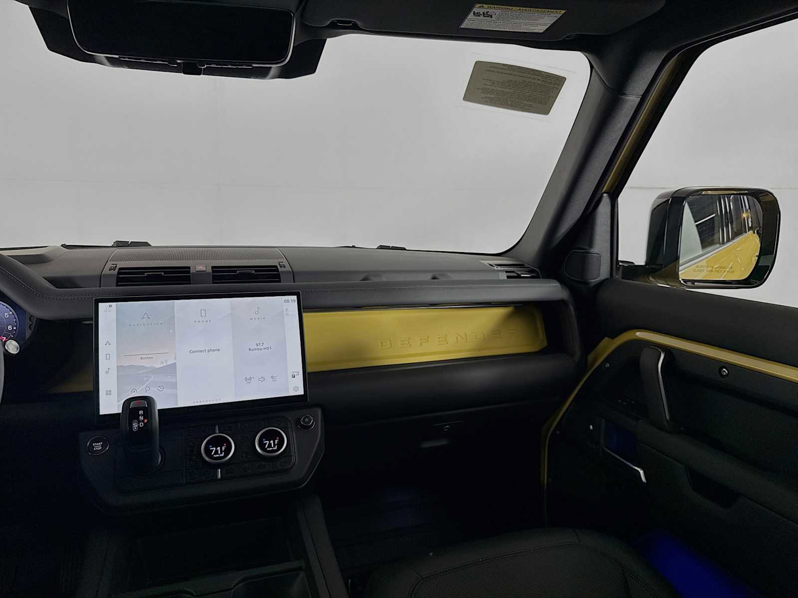 New 2026 Land Rover Defender 110 AWD/4WD image 36