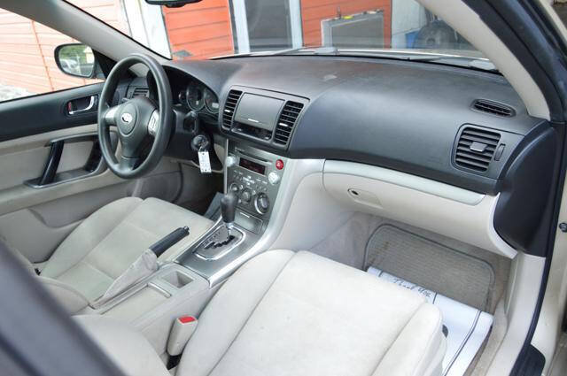 Used 2008 Subaru Legacy 2.5i Special Edition AWD/4WD image 16