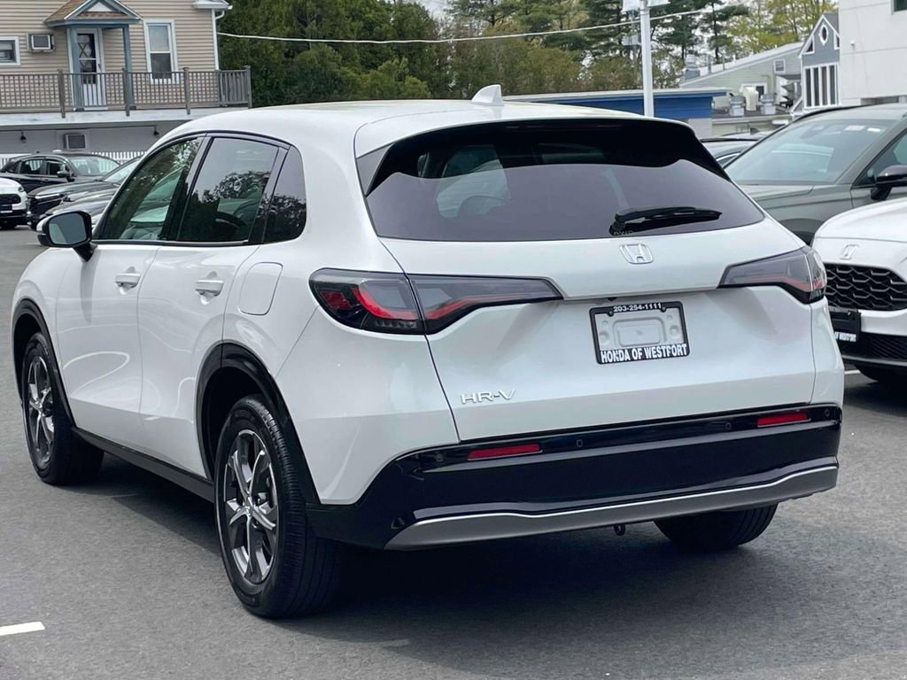 Certified 2024 Honda HR-V EX-L image 6