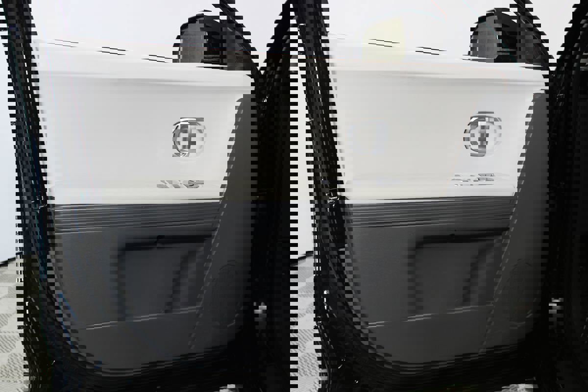 Used 2024 Hyundai Ioniq 5 SE image 6