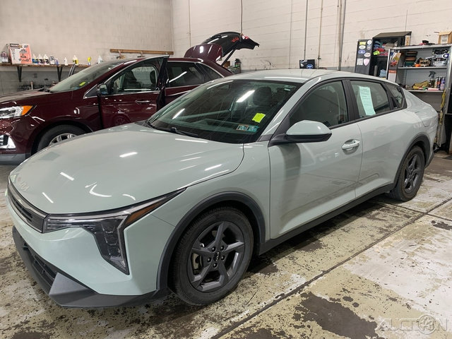 Used 2025 Kia K4
