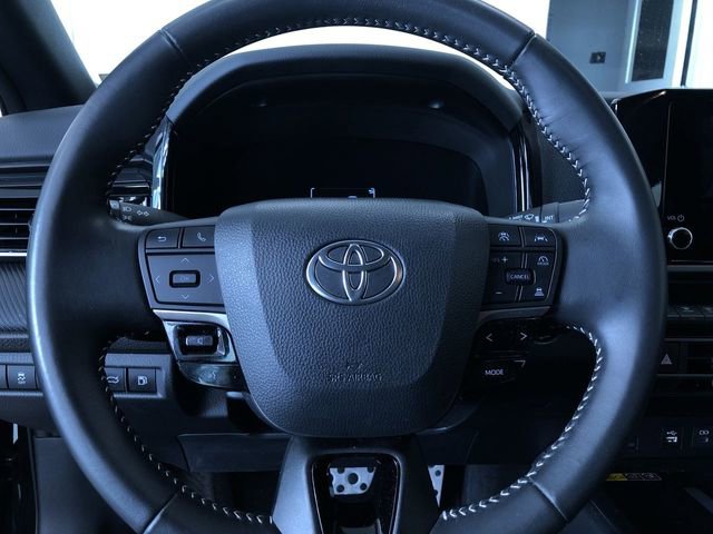 Certified 2025 Toyota Camry SE image 25