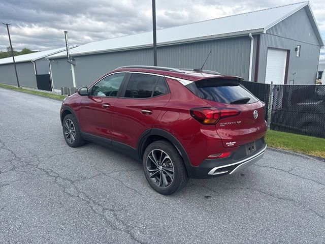 Used 2021 Buick Encore GX Select AWD/4WD image 3