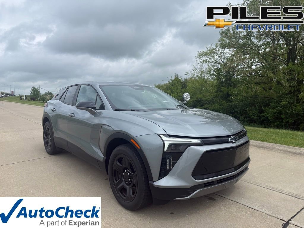 Used 2024 Chevrolet Blazer EV AWD Police image 1