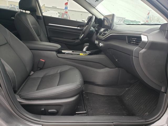 Used 2025 Nissan Altima 2.5 SL image 17