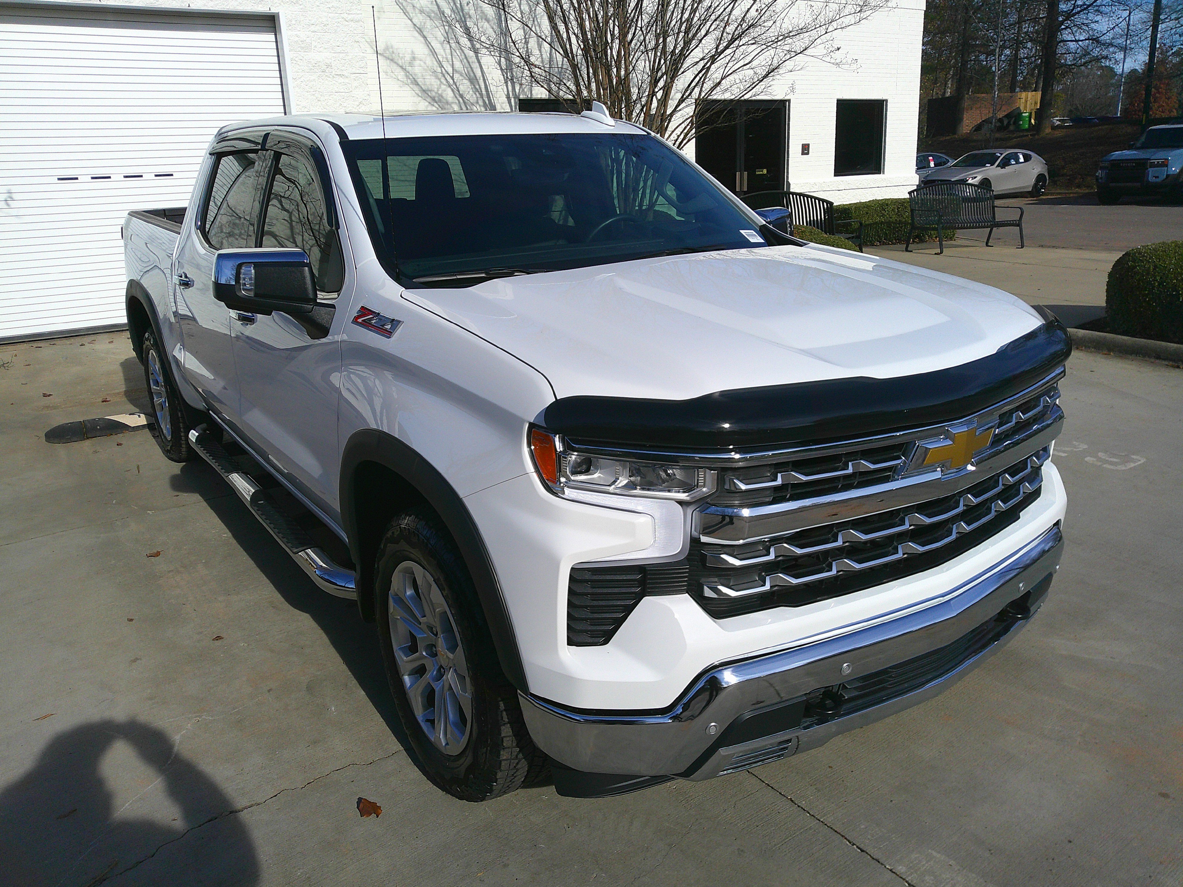 Used 2024 Chevrolet Silverado 1500 LTZ w/ LTZ Premium Package image 2