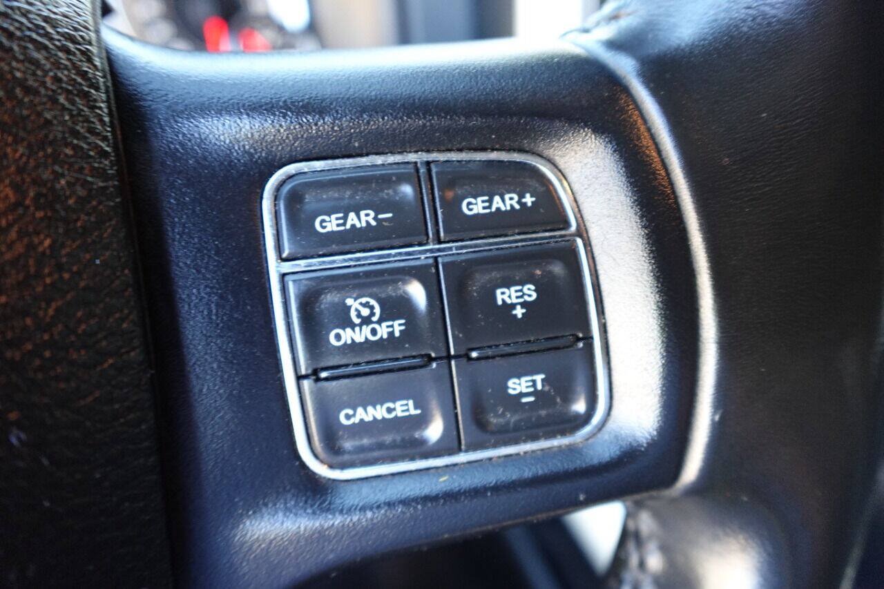 Used 2018 RAM 1500 Lone Star RWD image 19