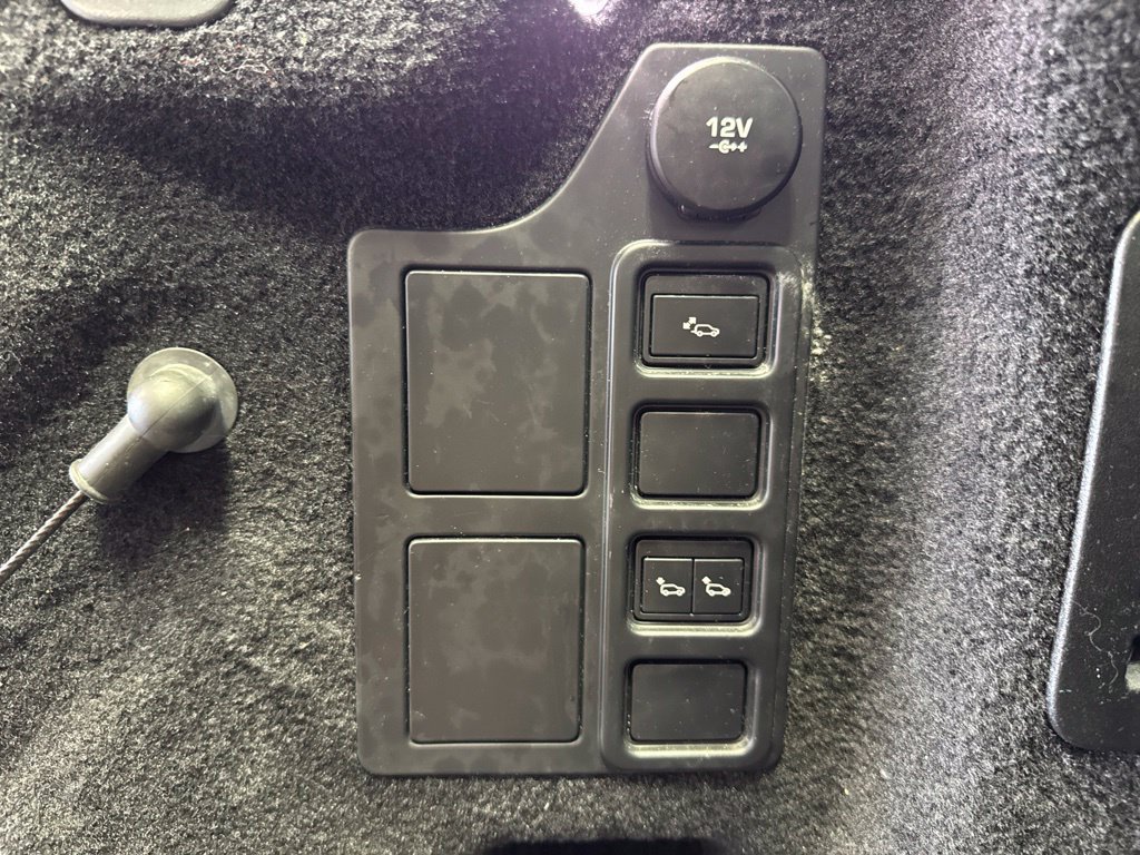 Used 2019 Land Rover Discovery SE AWD/4WD image 31