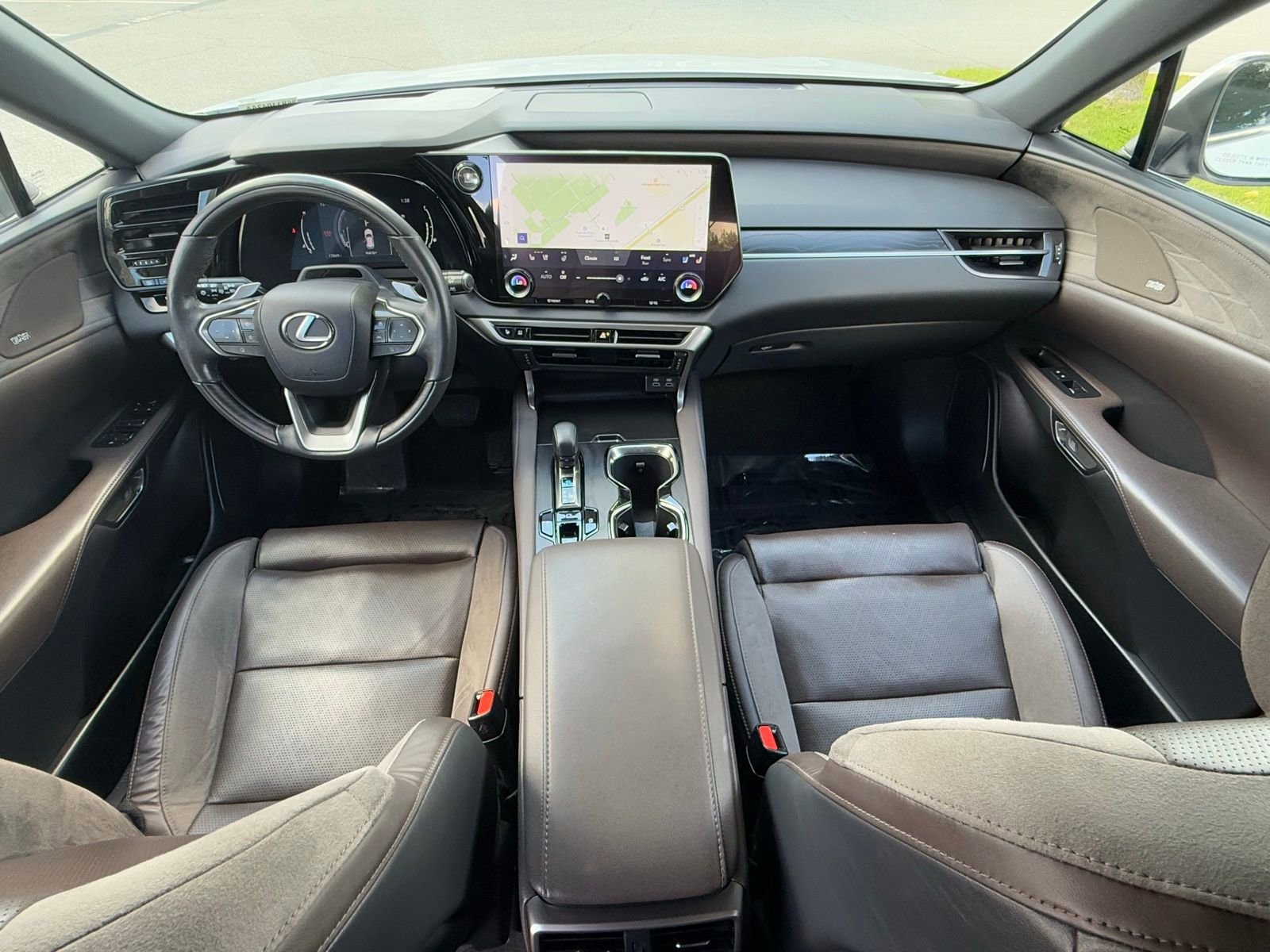 Used 2024 Lexus RX 350 FWD image 32