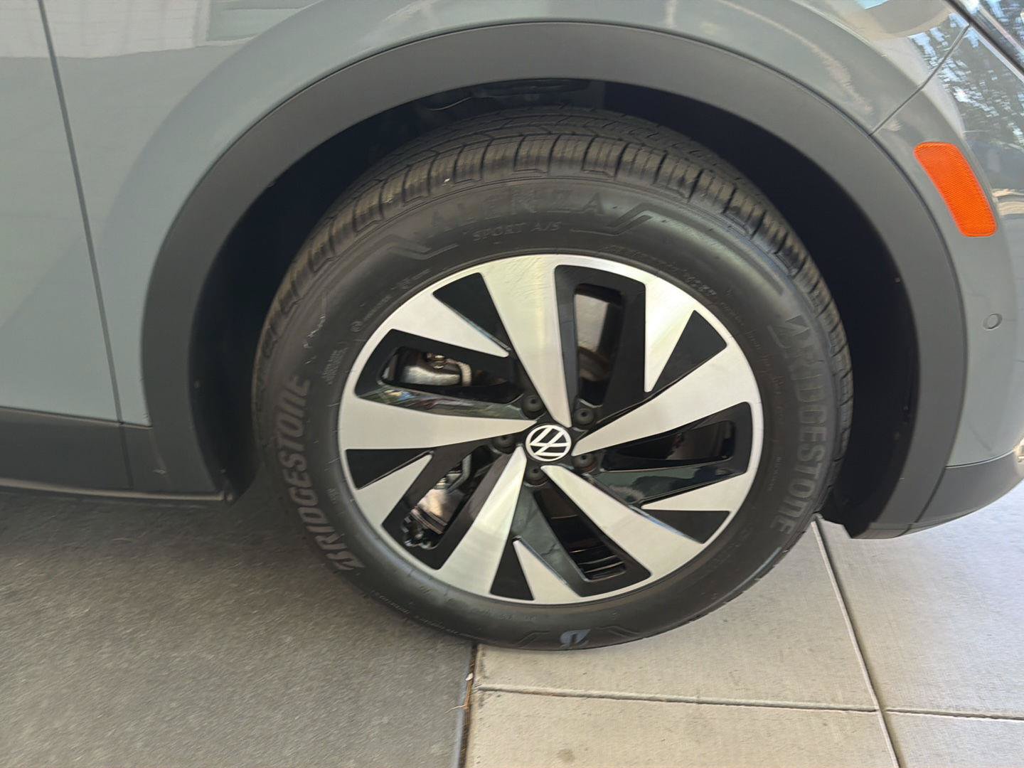 Certified 2023 Volkswagen ID.4 Pro RWD image 10