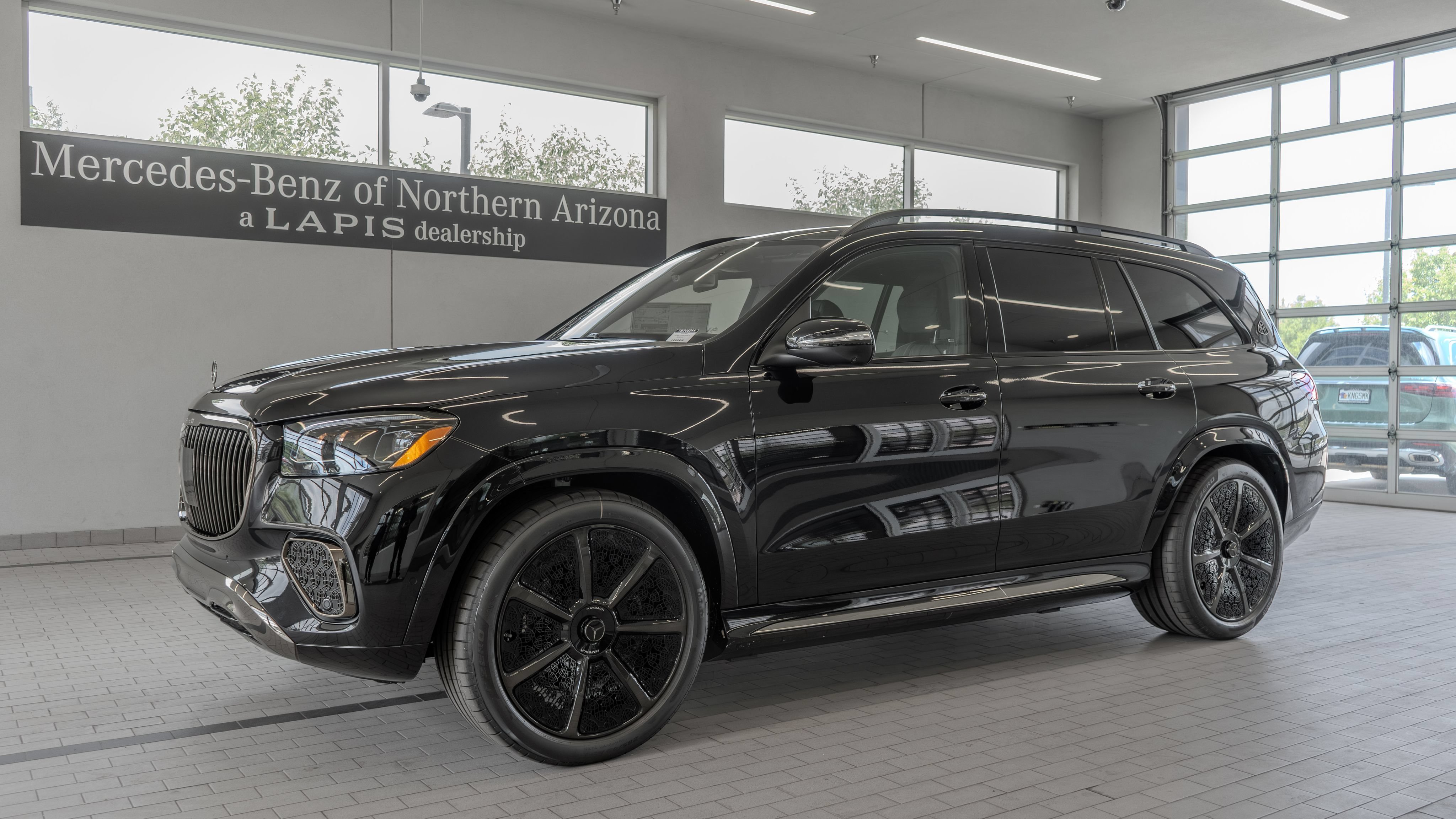 New 2026 Mercedes-Benz Maybach GLS 600 4MATIC image 3