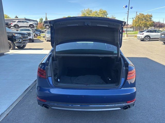 Used 2018 Audi A4 2.0T Premium Plus w/ Premium Plus Package image 8