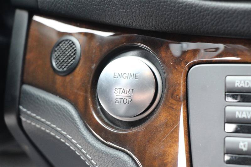 Used 2013 Mercedes-Benz SL 63 AMG image 24
