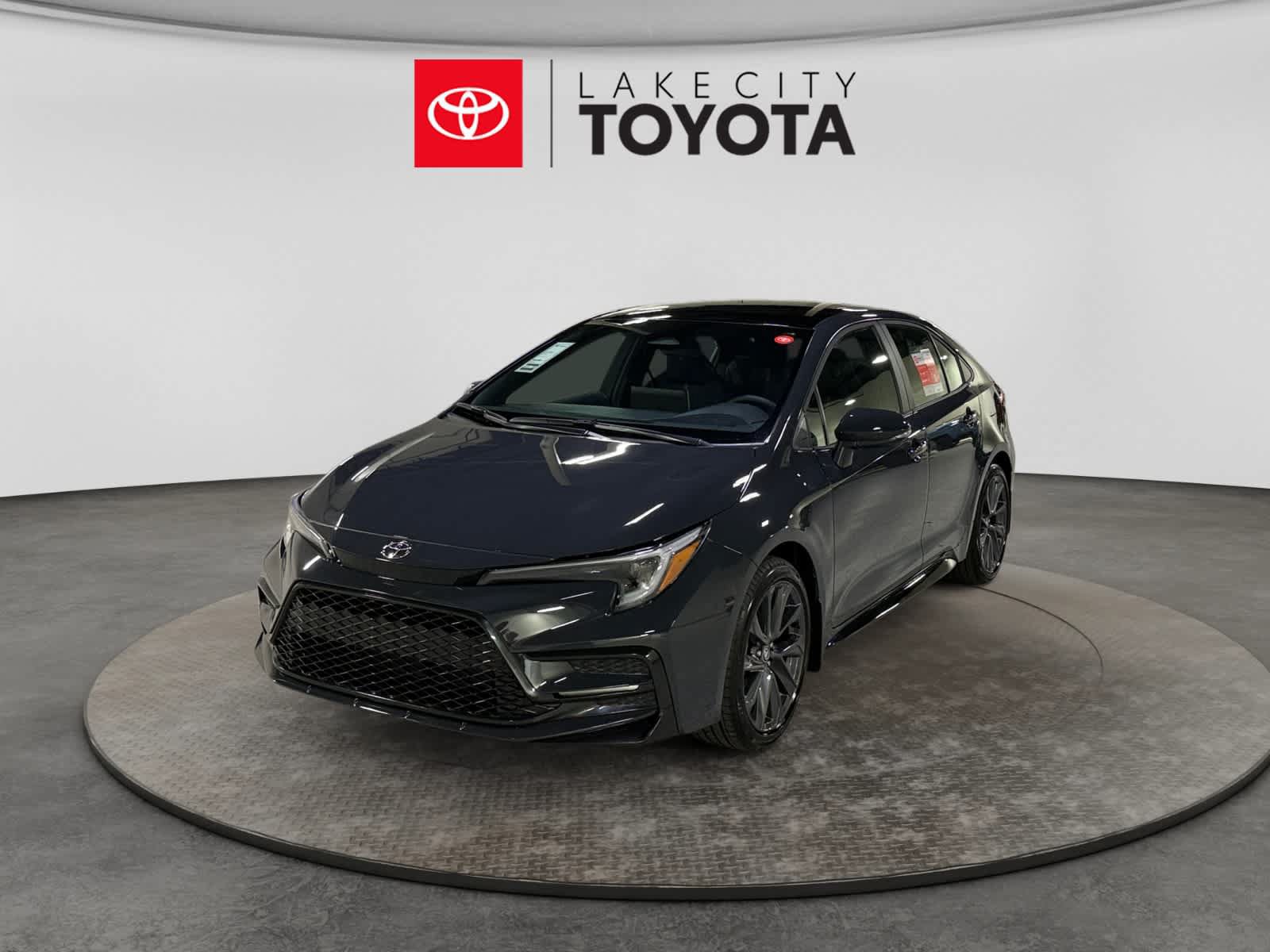 New 2026 Toyota Corolla SE w/ SE Package