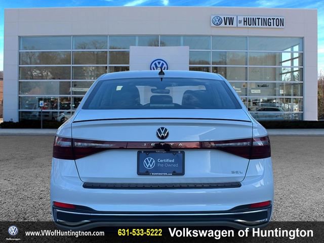 Certified 2025 Volkswagen Jetta SEL image 7