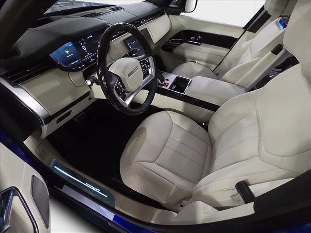 New 2025 Land Rover Range Rover Autobiography image 16