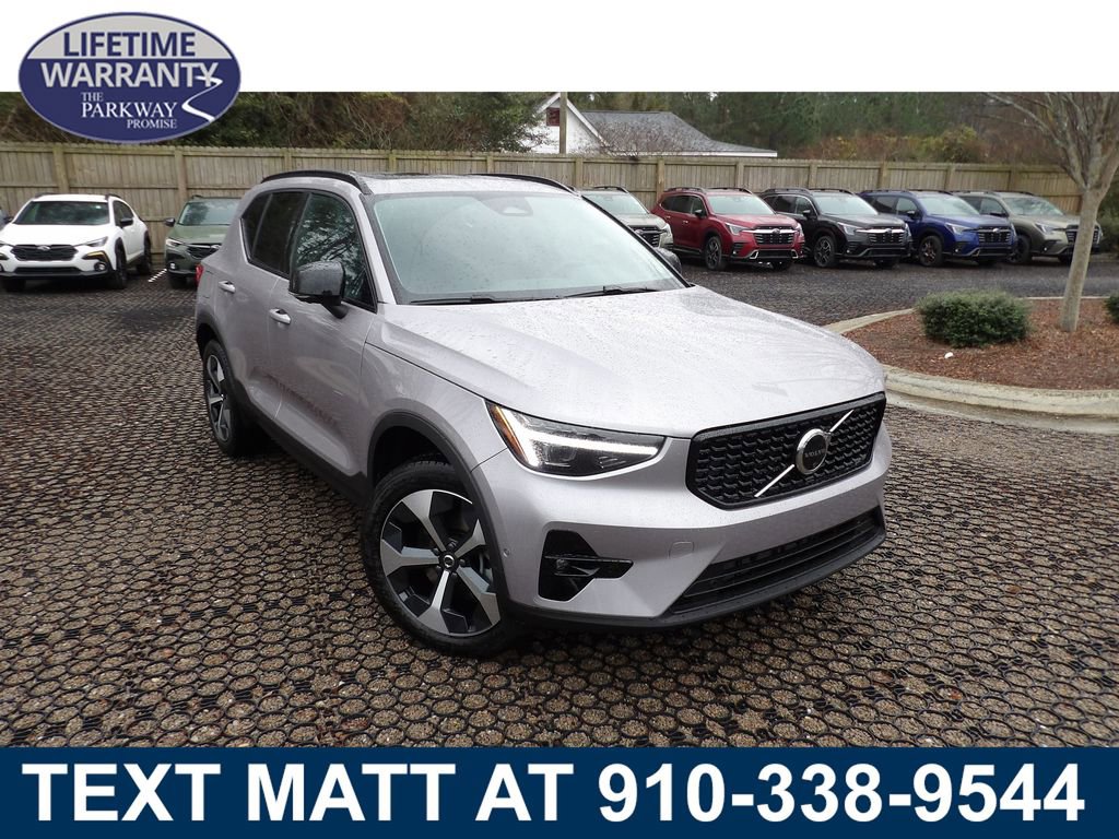 New 2026 Volvo XC40 B5 Plus w/ Protection Package Premier AWD/4WD image 1