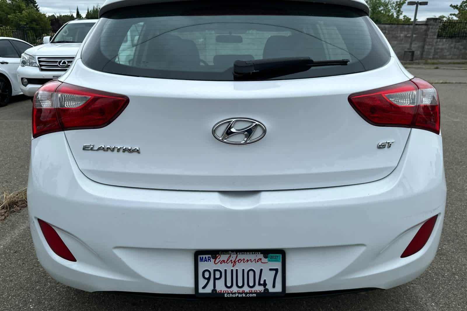 Used 2017 Hyundai Elantra GT FWD image 16