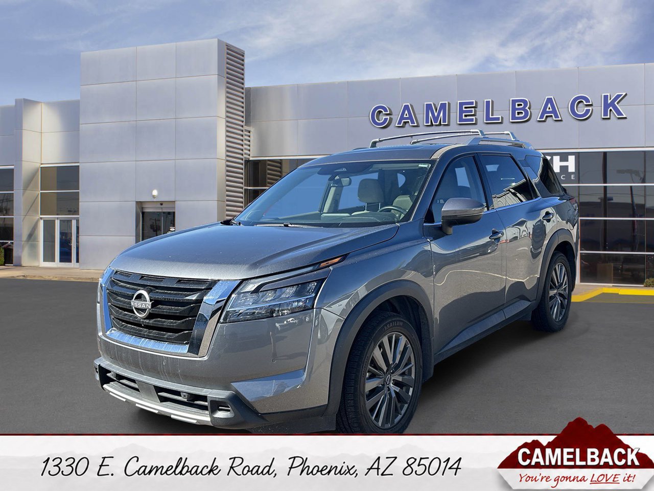 Used 2024 Nissan Pathfinder SL w/ SL Premium Package