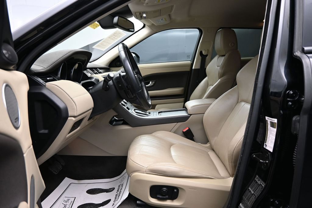 Used 2018 Land Rover Range Rover Evoque SE AWD/4WD image 9