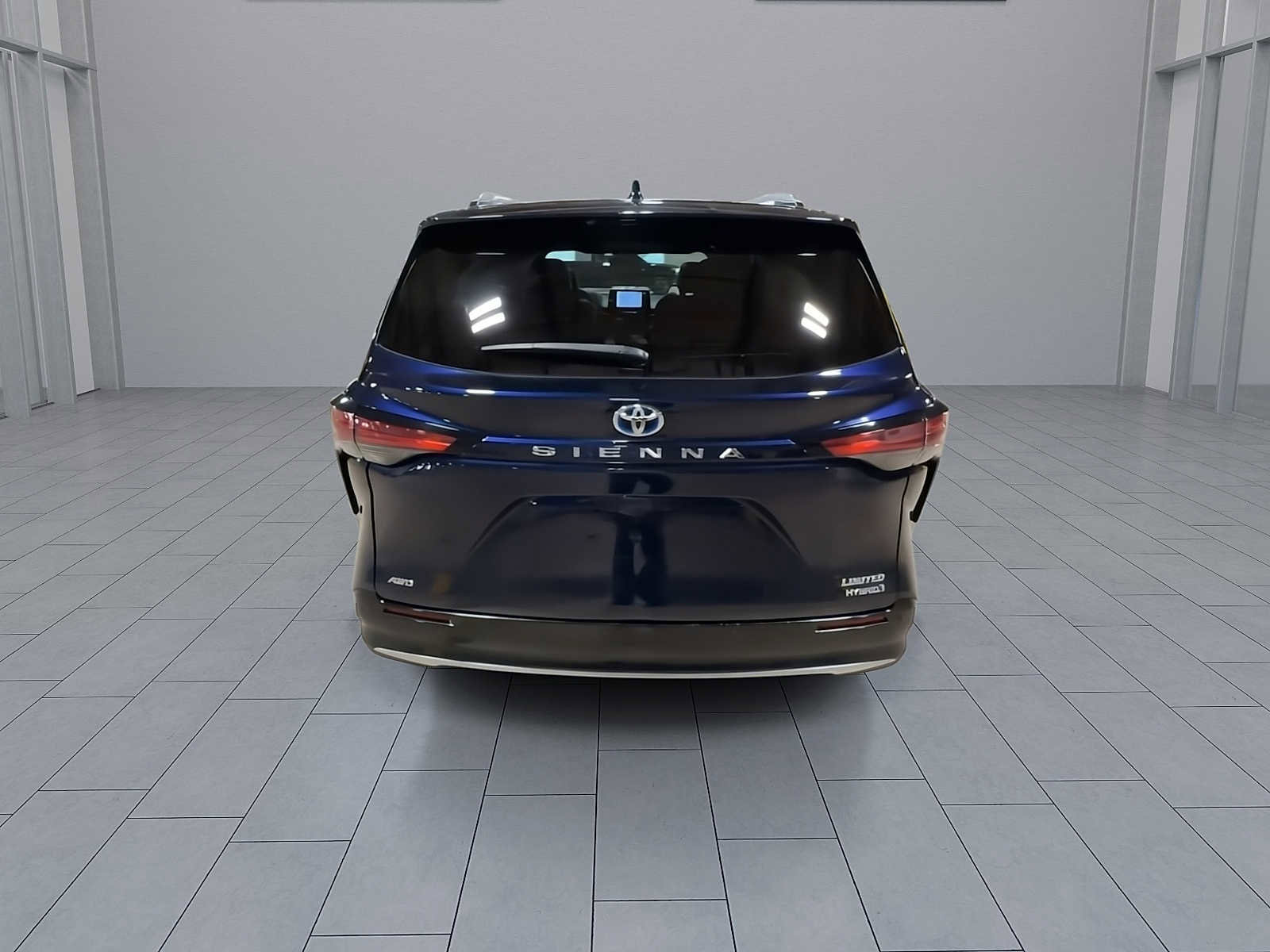 Used 2023 Toyota Sienna Limited w/ Protection Package (TMS) AWD/4WD image 7