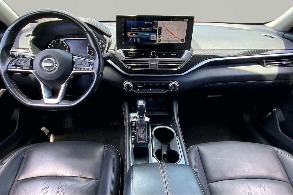 Used 2023 Nissan Altima 2.5 SR w/ SR Premium Package FWD image 7