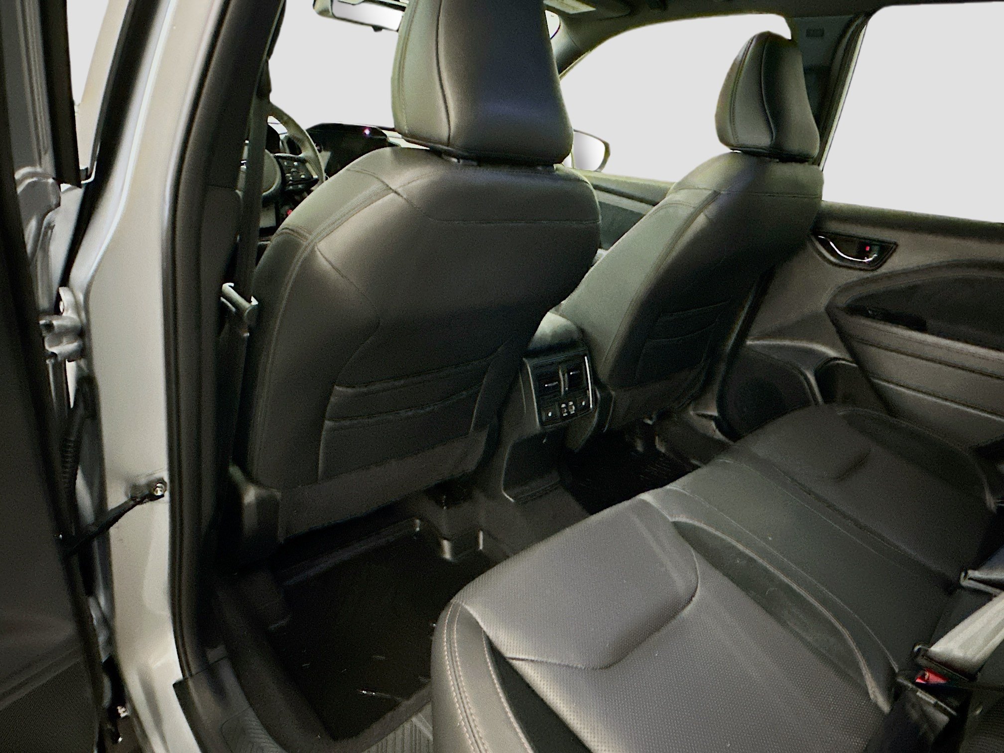 Used 2025 Subaru Forester Touring AWD/4WD image 29