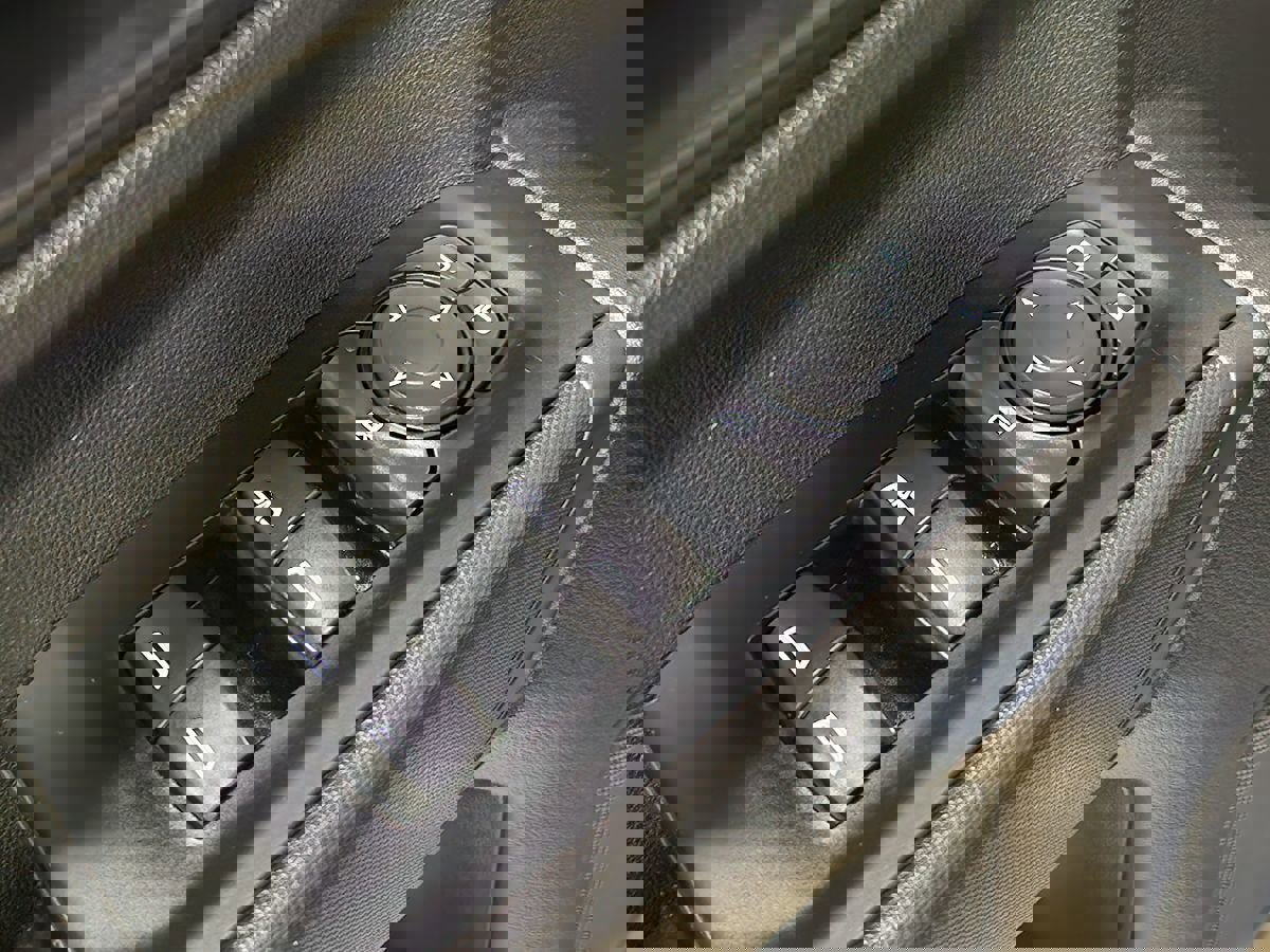 Used 2022 Chevrolet Silverado 1500 Custom w/ Safety Confidence Package image 45