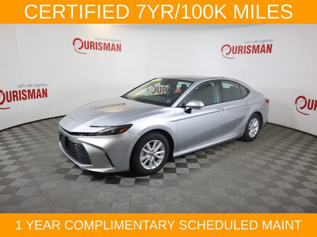 Used 2025 Toyota Camry LE w/ Convenience Package FWD image 4