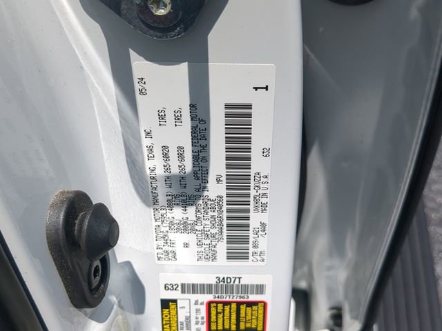 Used 2024 Toyota Sequoia Platinum AWD/4WD image 40