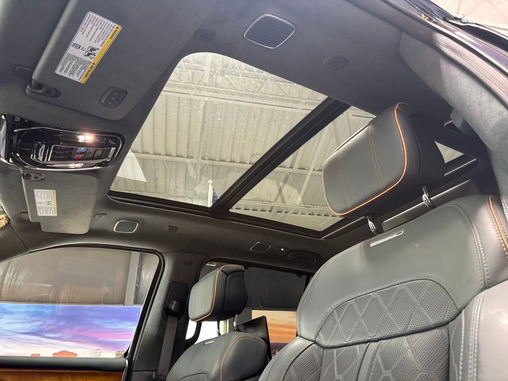 New 2024 Jeep Grand Wagoneer L Series III w/ Rear Seat Video Group 1 image 32