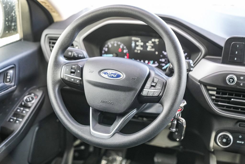 Used 2020 Ford Escape S image 17