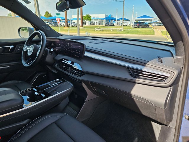 Used 2025 Buick Enclave Preferred image 22