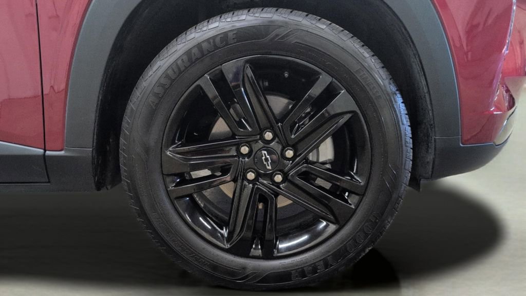 Used 2024 Chevrolet Trax ACTIV w/ Sunroof Package FWD image 27