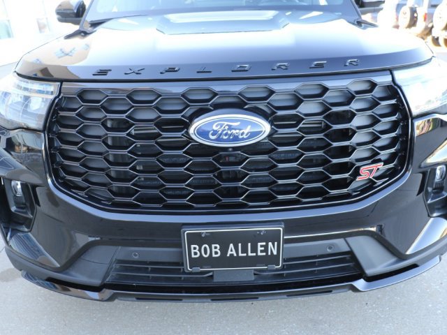 Used 2025 Ford Explorer ST w/ Sun And Sound Package AWD/4WD image 10