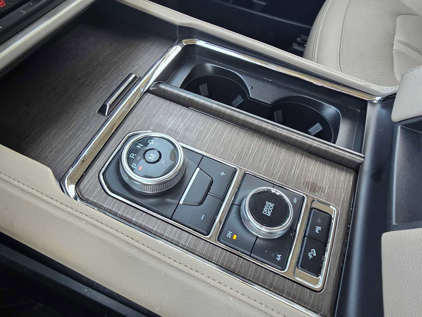 Used 2024 Ford Expedition Max Limited image 33