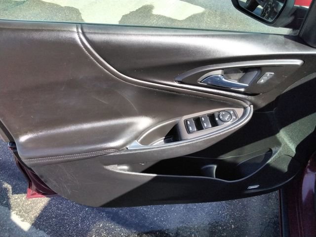 Used 2018 Chevrolet Malibu LT w/ Leather Package image 30