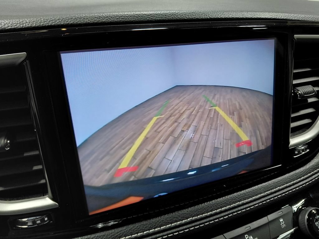 Certified 2024 Chrysler Pacifica Limited FWD image 22