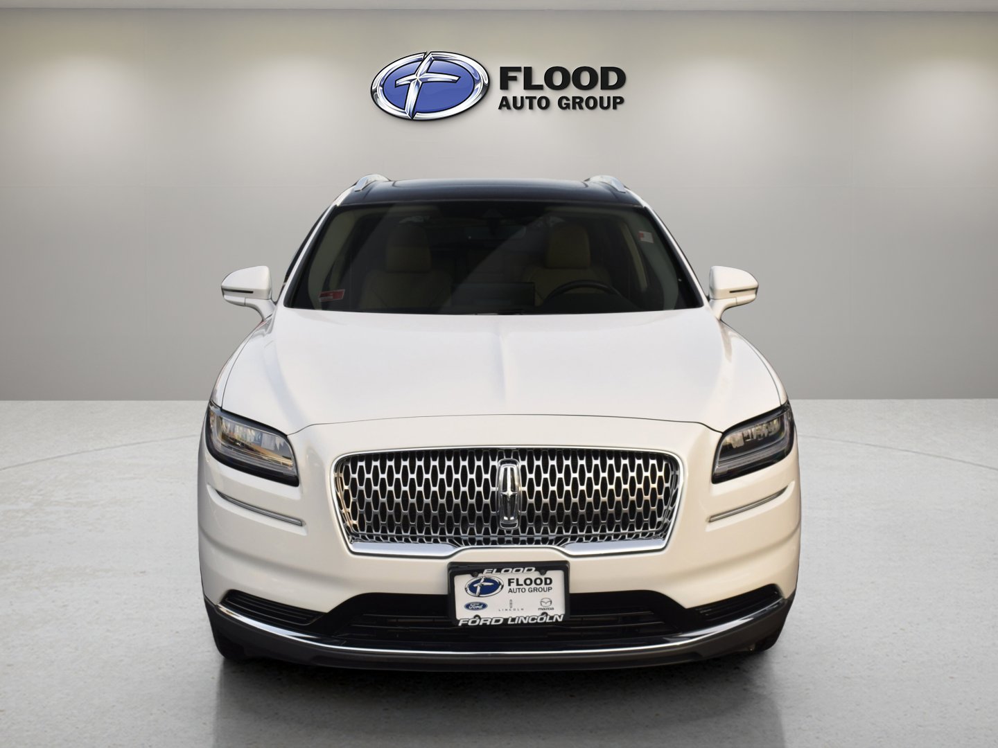 Used 2021 Lincoln Nautilus Reserve image 2