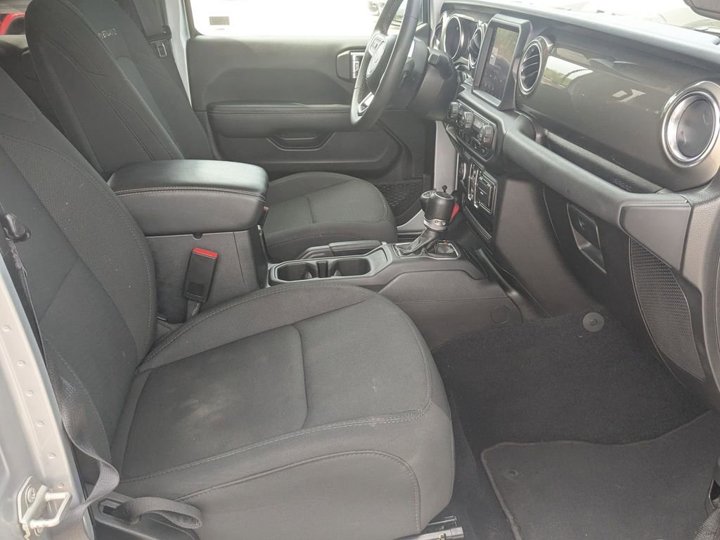 Used 2023 Jeep Gladiator Overland image 27