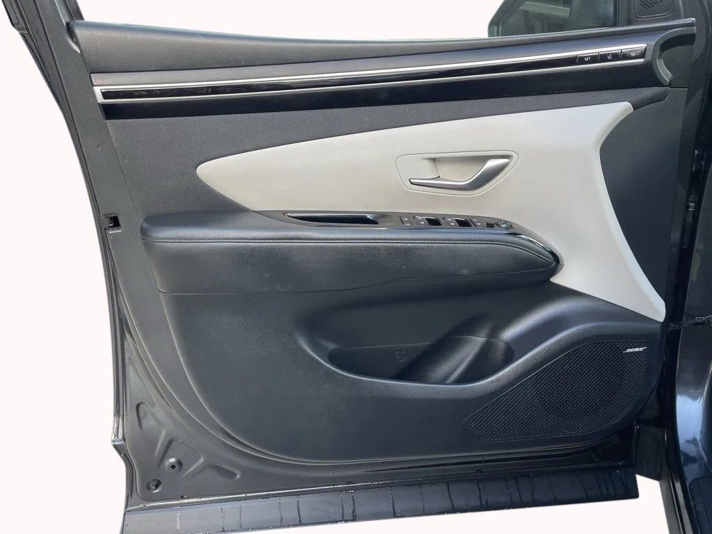 Used 2022 Hyundai Tucson Limited image 13