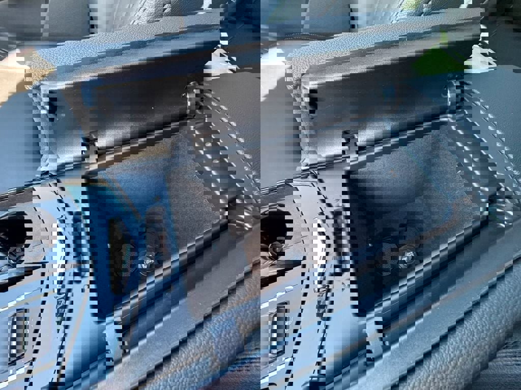 Used 2022 Maserati Levante Modena image 16